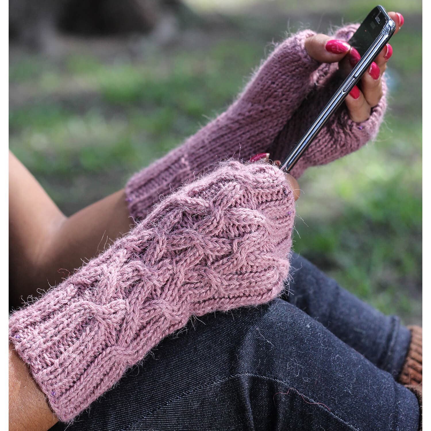 Sand-style Baby Alpaca Gloves for Women